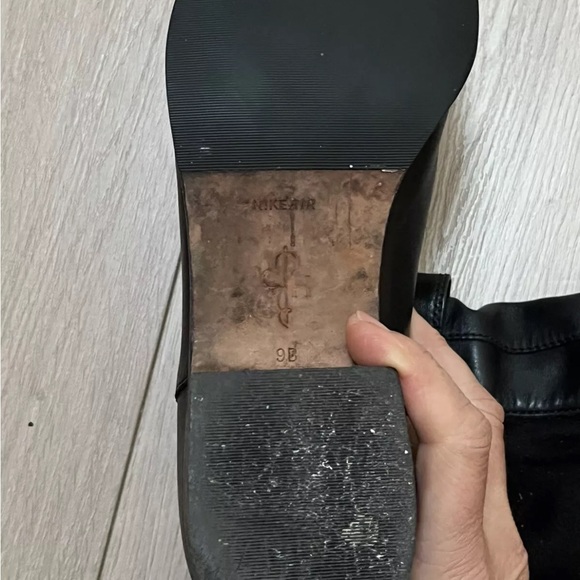 Cole Haan Avalon Tall Boot Black Leather MSRP $378 SZ 9B barely pre loved - Picture 9 of 9